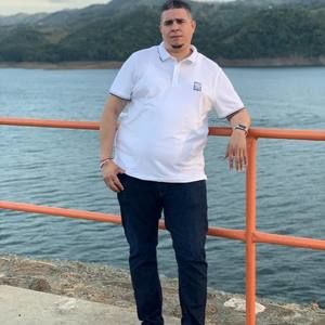 Meet your Posher, Antonio